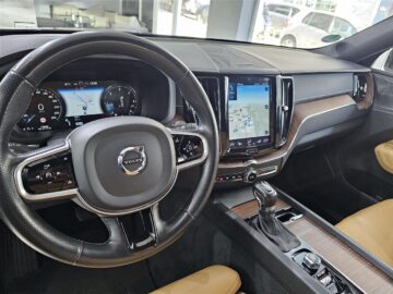 Volvo XC60 INSCRIPTION ?? Garanci