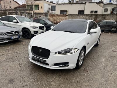 Jaguar xf