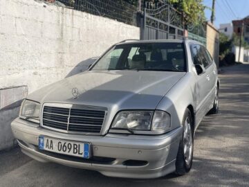 Mercedes Benz C-220