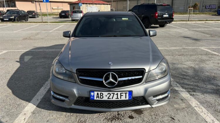 Mercedes Benz C Class Facelift 2012