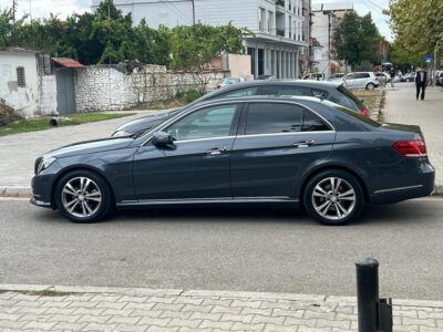 Mercedez-benz E-Class OKAZION