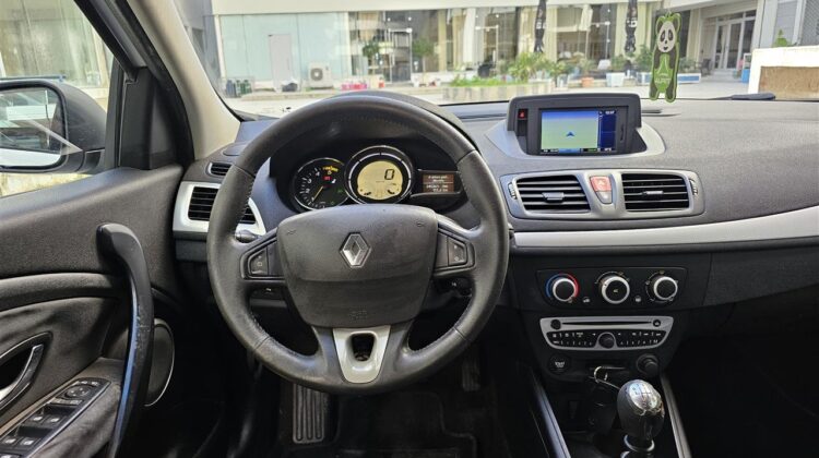 Renault Megane 1.5 Nafte Viti 2010 Me Dogane..