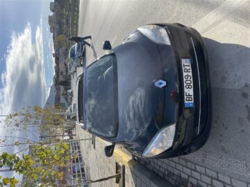 Renault Megane Full Panorama