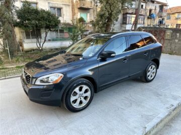 Shitet volvo xc60 viti 2012 e sapo ardhur benzin T6