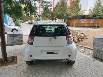 TOYOTA IQ 1.0 BENZIN KAMBJO AUTOMAT 2009