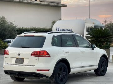 Volkswagen Touareg 3.0 TDI Full!