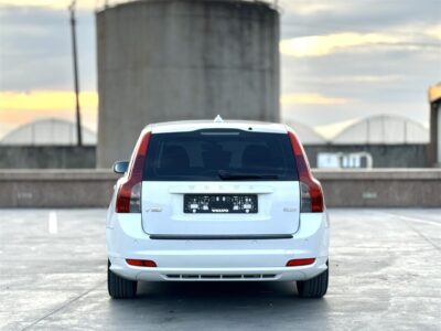 VOLVO V50 ( R-DESIGN ) OKAZION