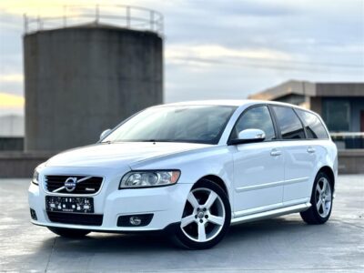 VOLVO V50 ( R-DESIGN ) OKAZION