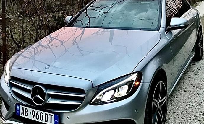 Mercedes C-300 250kuaj 2016