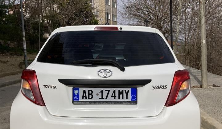 TOYOTA YARIS 2012