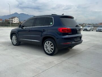 VOLKSWAGEN TIGUAN 4MOTION