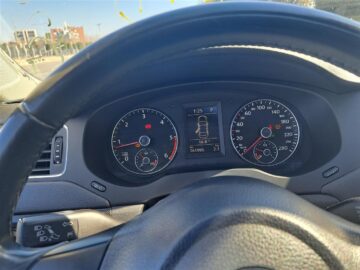 Vw Jetta 2.0 Nafte 2012