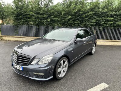 Mercedes E 220