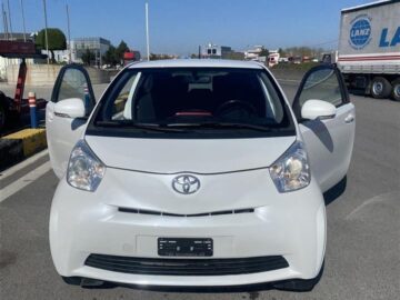 ??TOYOTA IQ ??