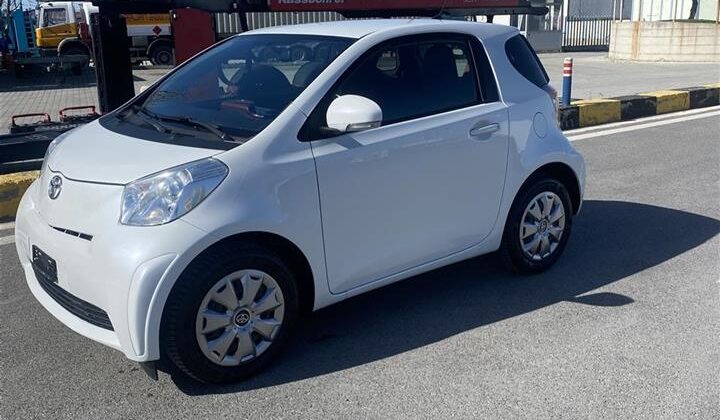 ??TOYOTA IQ ??