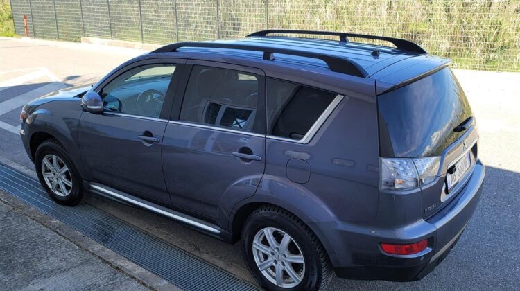 Mitsubishi Outlander 2012 Automat 2.2 Nafte, Zvicra, 7 vende