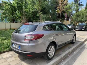 Renault megane 2013 MUNDESI NDERRIMI