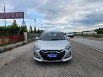 Hyundai I30 2012 1.6d 5400€