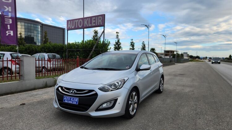 Hyundai I30 2012 1.6d 5400€