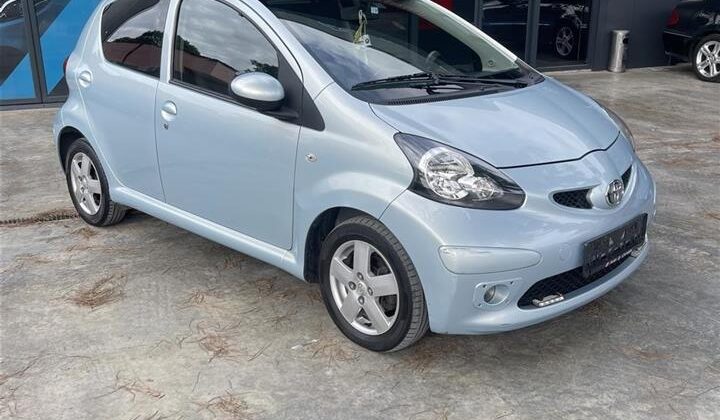 TOYOTA AYGO 1.0 BENZIN AUTOMAT (zvicra)