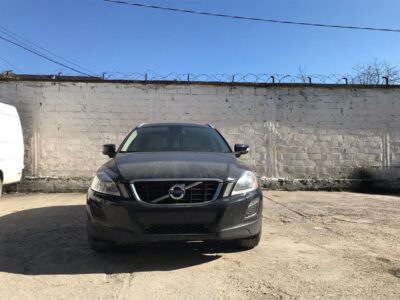 Shitet Volvo XC60 T6 2011 Benzinë