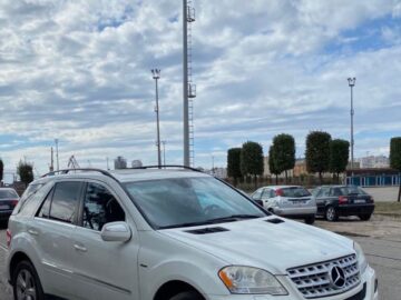 Shes Mercedes-Benz ML350 Bluetec 2010