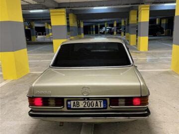 Benz 123 D