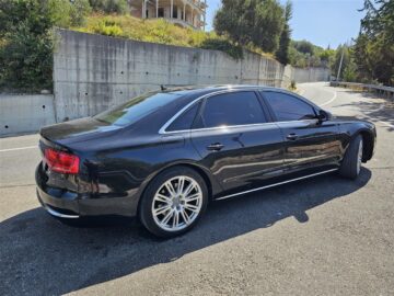 AUDI A-8L 4.2 NAFTE PREMIUM FULL