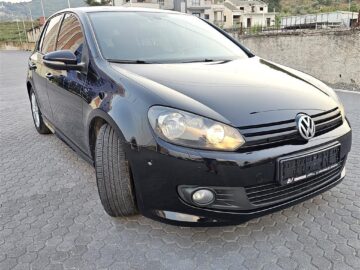 GOLF R-LINE 1.6 TDI BLU MOTION