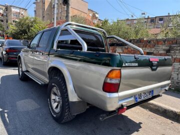 Mitsubish L200