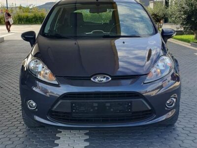 Shitet ford fiesta 1.4 benzin gaz viti 2012