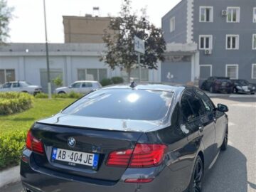 Shitet/ Ndrrohet bmw 530 d