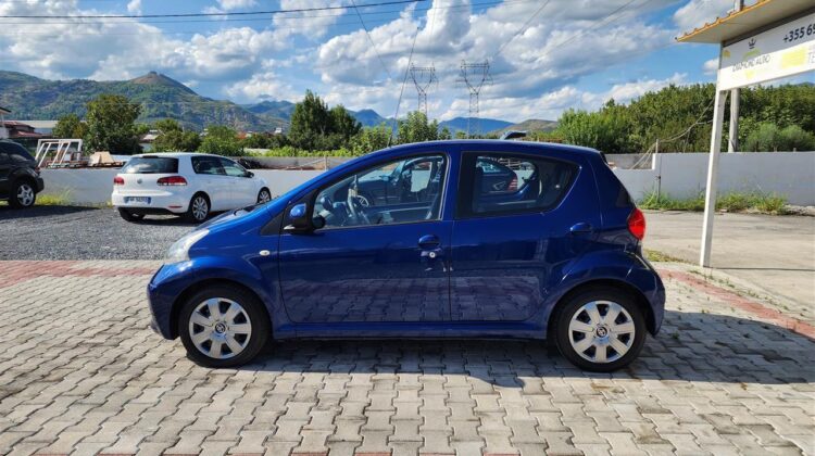 SHITET TOYOTA AYGO 2008 AUTOMAT 1.0 BENZINE