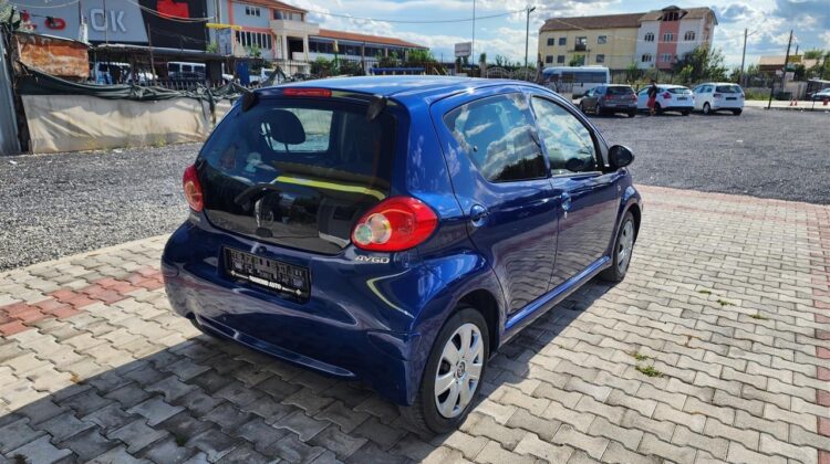 SHITET TOYOTA AYGO 2008 AUTOMAT 1.0 BENZINE