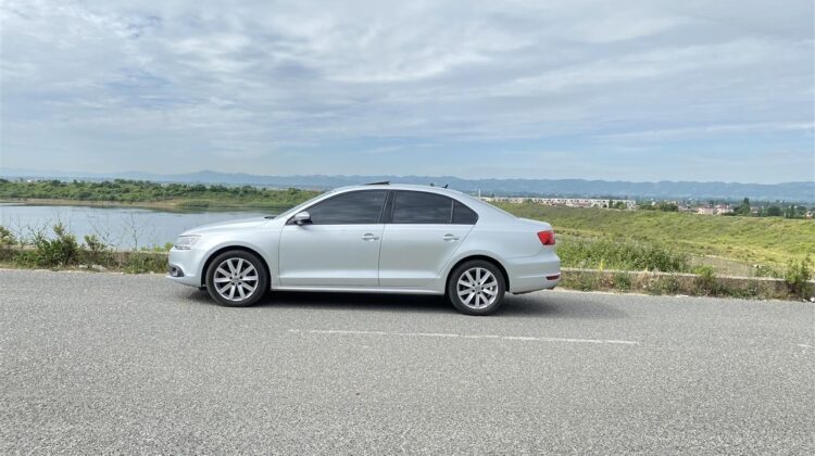 Volkswagen jetta 2013