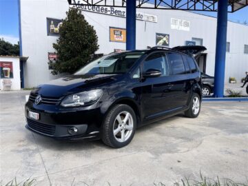 2013 Vw Touran 147.000 Km Nafte Automat ??????