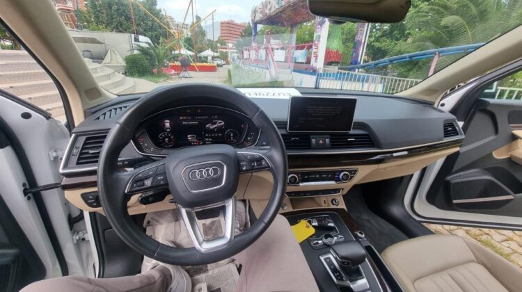 AUDI Q5 2019 FULL OPTION!!! I diskutueshem