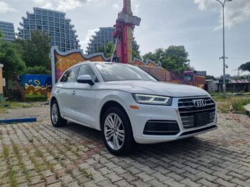 AUDI Q5 2019 FULL OPTION!!! I diskutueshem