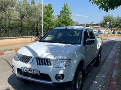 Mitsubishi L200, Automat 2014