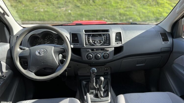 Toyota Hilux 2.5 viti 2012