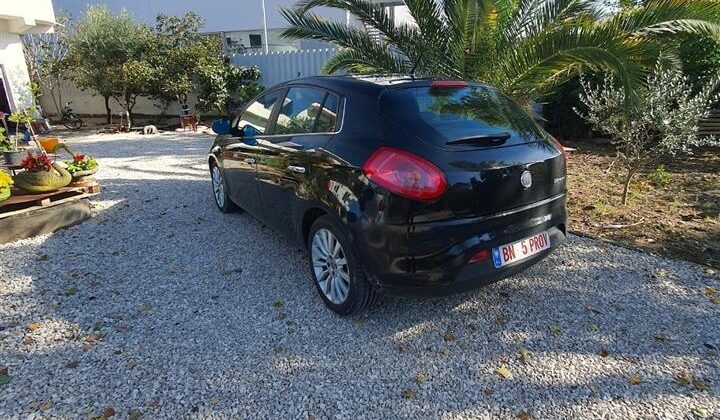 Fiat Bravo (GAZ-benzine) me qera