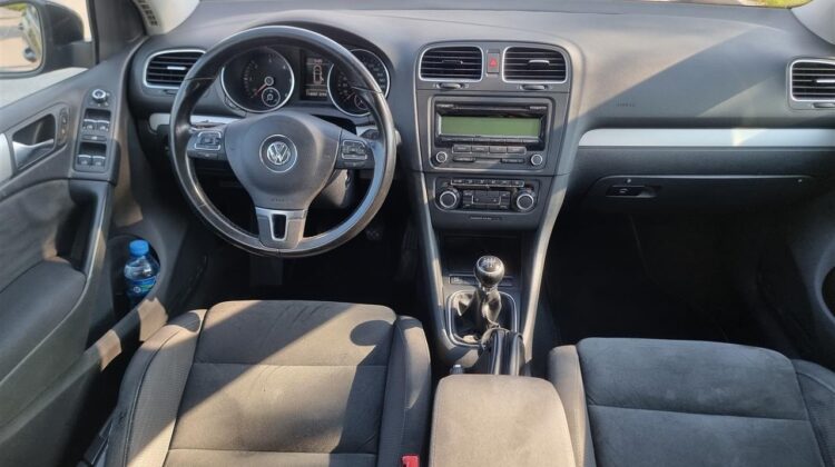 GOLF 6 2.0 NAFTE MANUAL 2010