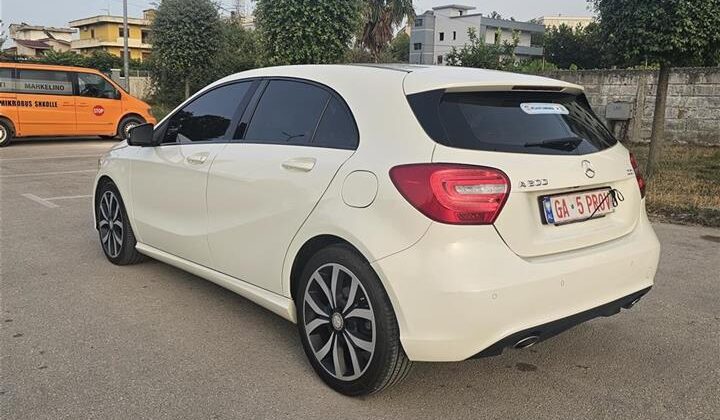 Mercedes-Benz a clas