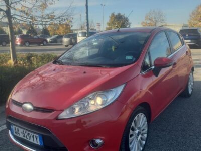 Shes Ford Fiesta Benzine /Gaz