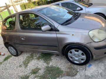 Toyota yaris 1.4 nafte 2003