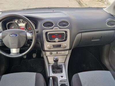 Ford Focus Benzin Gas 2011