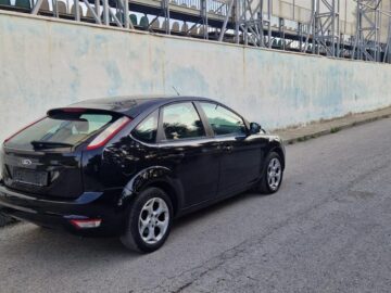 Ford Focus Benzin Gas 2011