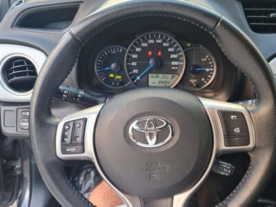 TOYOTA YARIS 1.5 HYBRID – 89.000KM