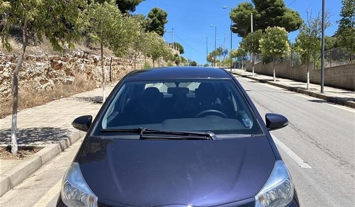 Toyota Yaris 2013