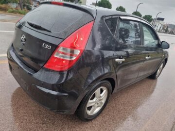 HYUNDAI I30 1.6 NAFTE AUTOMAT 2009